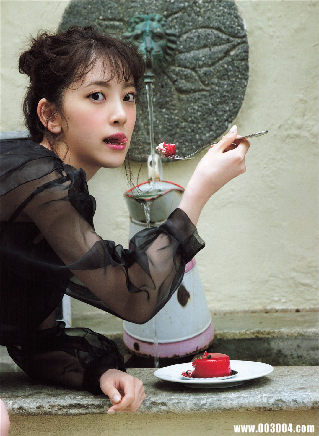 [乃木坂46]堀未央奈2nd写真集《いつかの待ち合わせ場所》