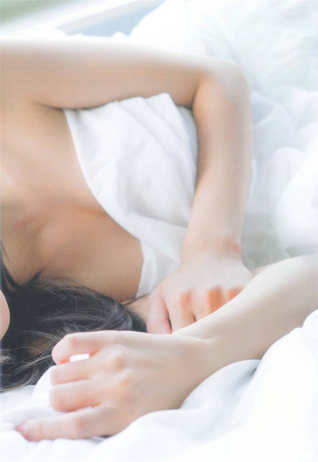 真野惠里菜 写真集 『 ERINA 』高清全本