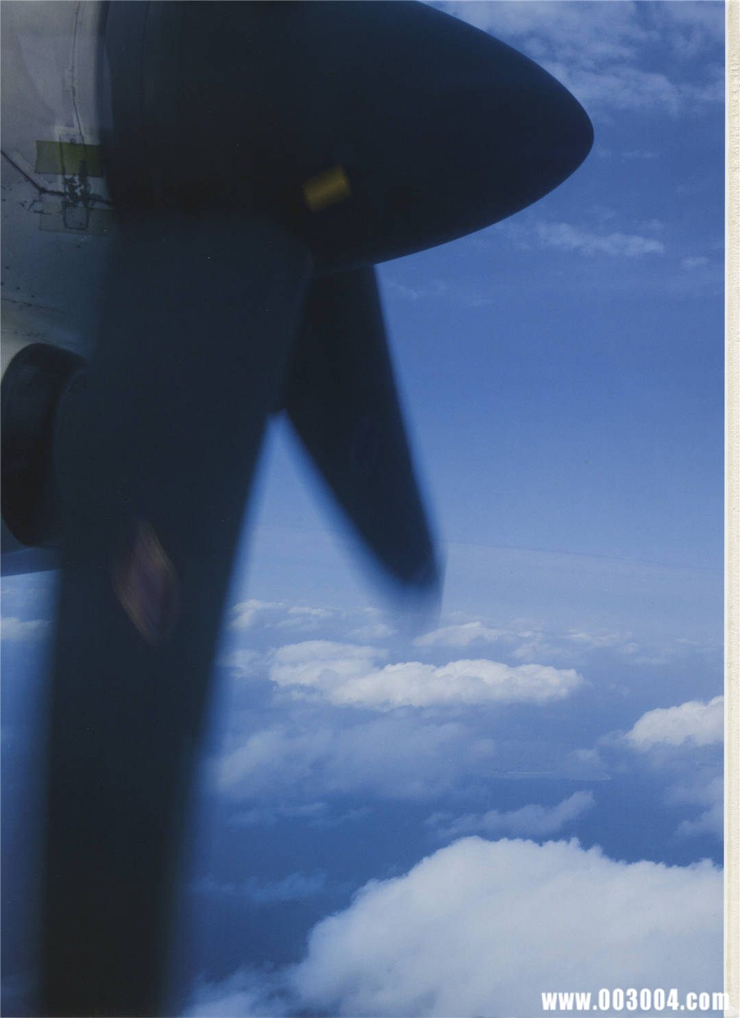 中村爱美 写真集 《Lyin Eyes》高清全本