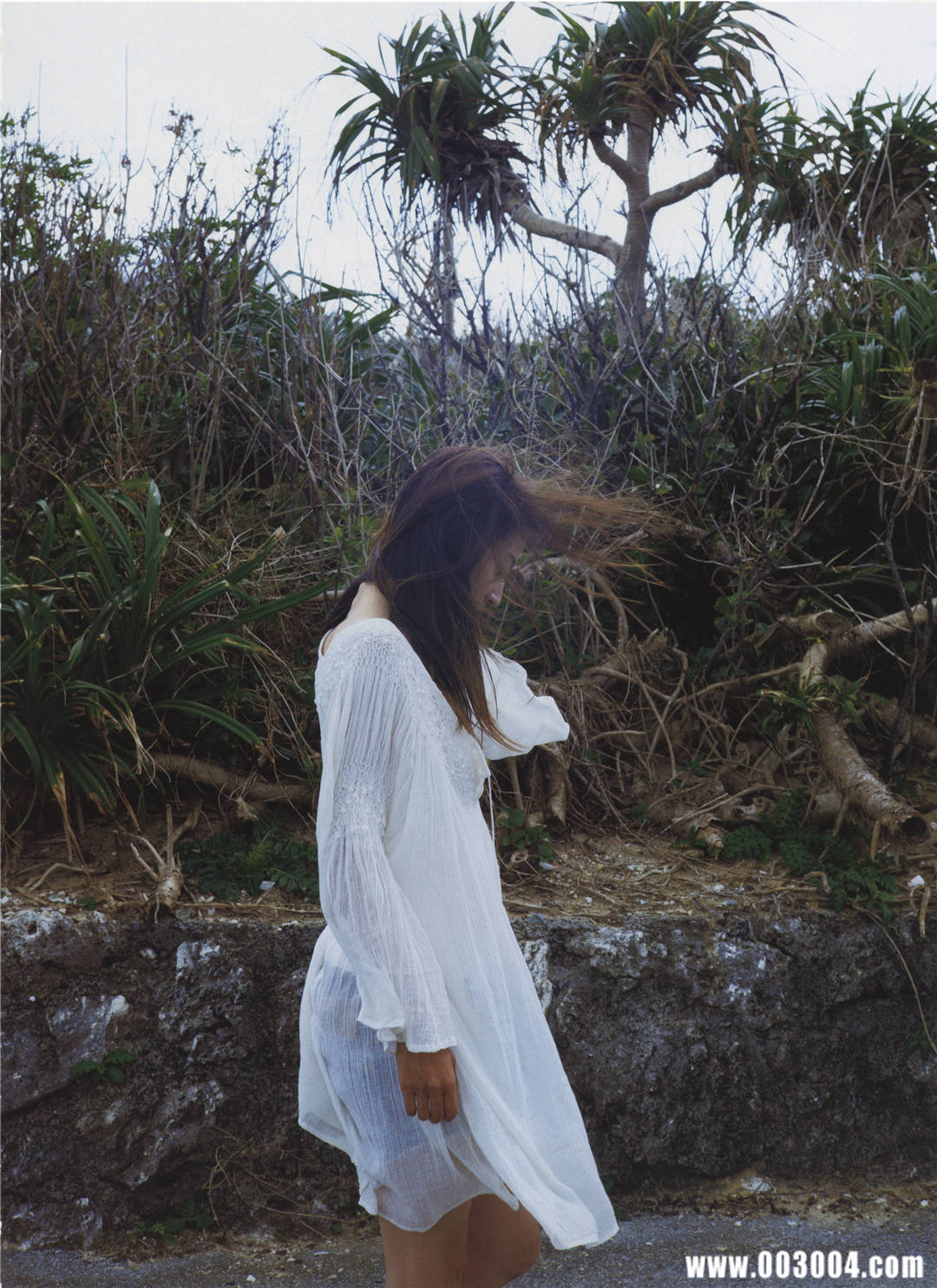 中村爱美 写真集 《Lyin Eyes》高清全本