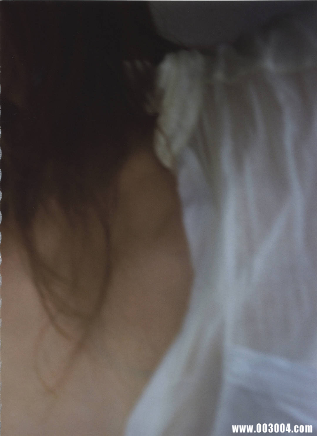 中村爱美 写真集 《Lyin Eyes》高清全本