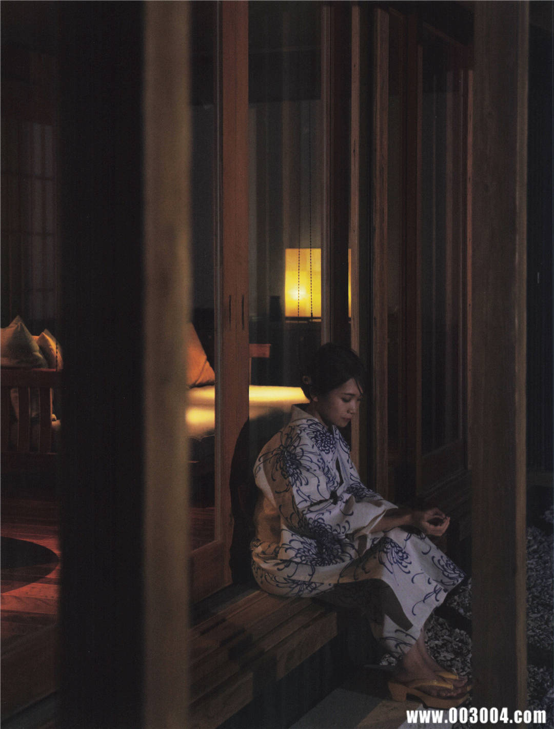 “性感”到了牙齿 | 秋元真夏2nd写真集《しあわせにしたい》