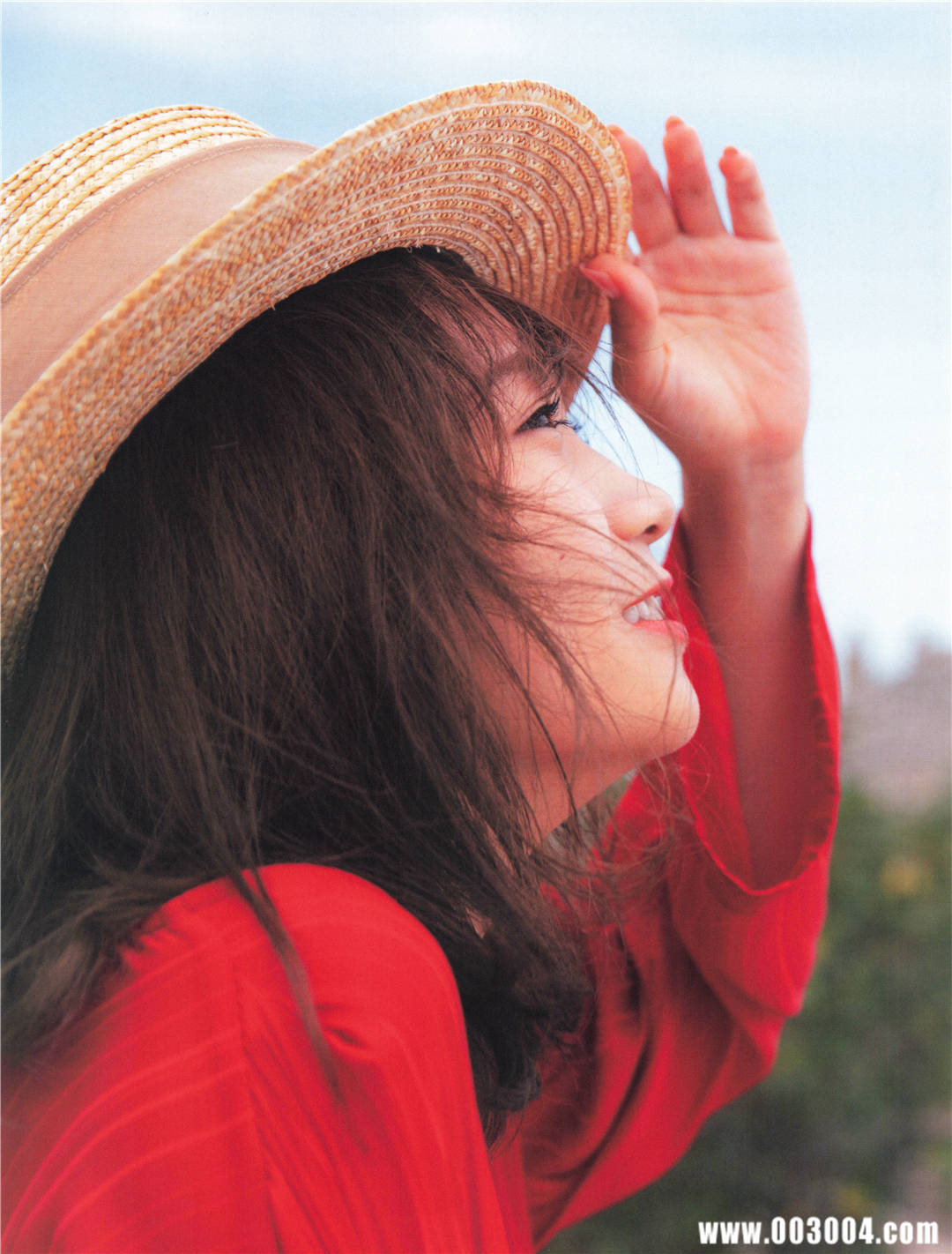 “性感”到了牙齿 | 秋元真夏2nd写真集《しあわせにしたい》