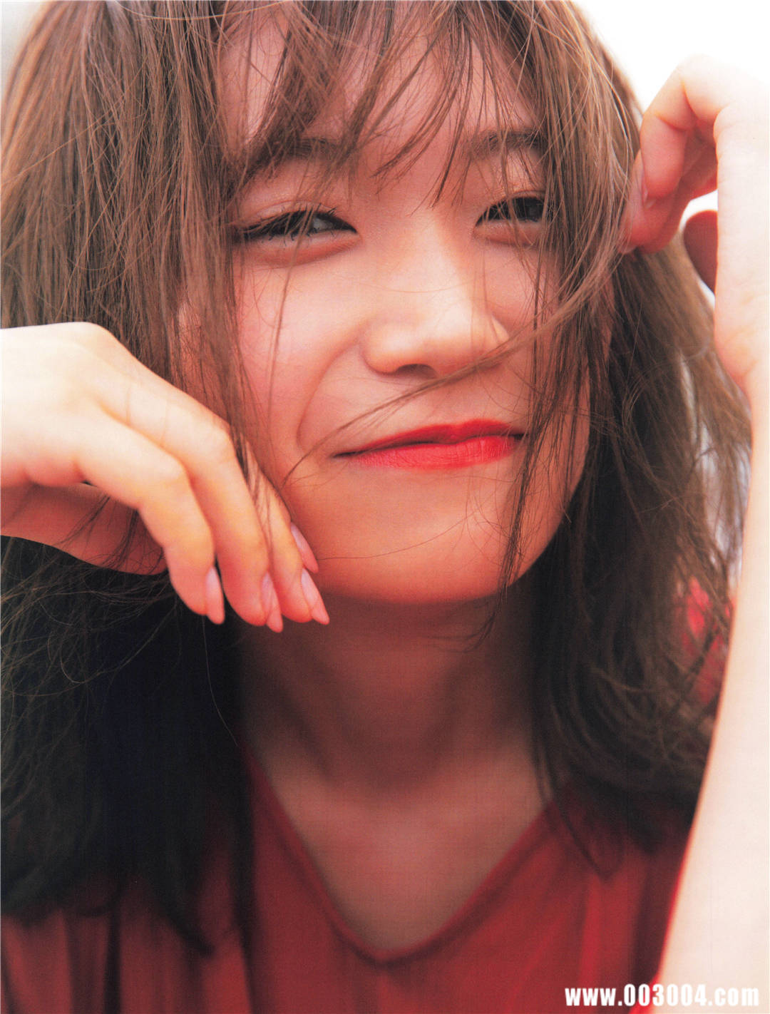 “性感”到了牙齿 | 秋元真夏2nd写真集《しあわせにしたい》