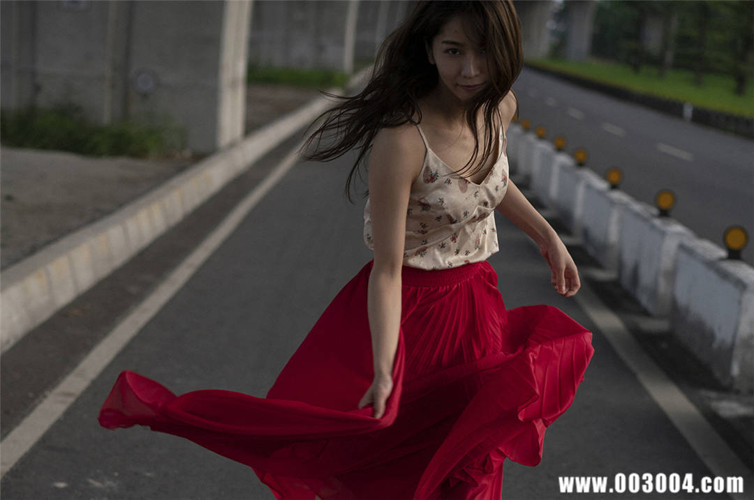 传谷英里香写真集《解き放つ》高清全本