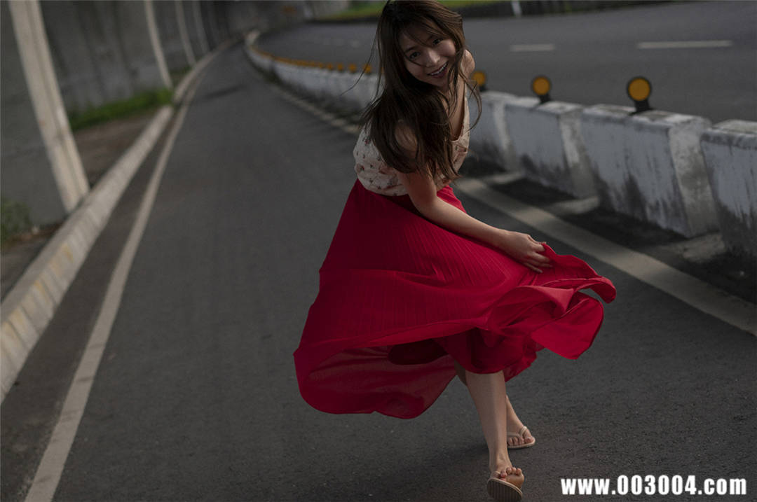 传谷英里香写真集《解き放つ》高清全本