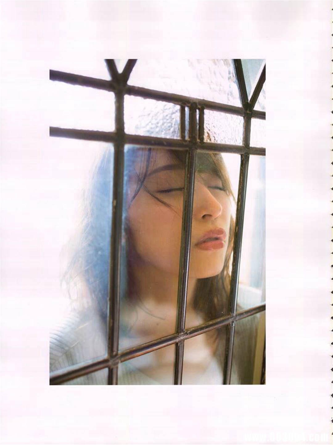 卫藤美彩写真集《話を聞こうか》高清全本