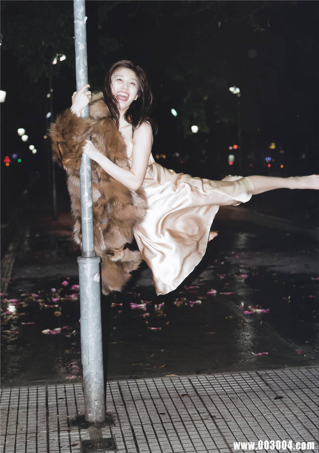 小仓优香2nd写真集《じゃじゃうま》高清全本