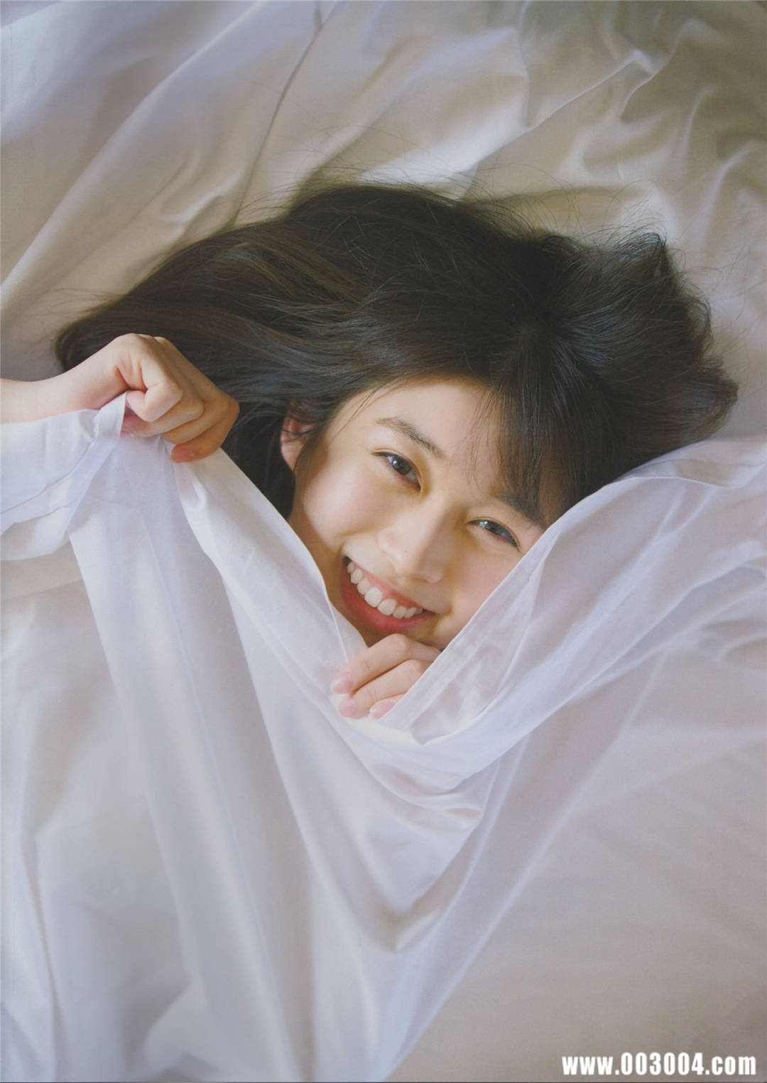 拥有天使般笑容 | 牧野真莉爱写真集《Summer Days》高清全本