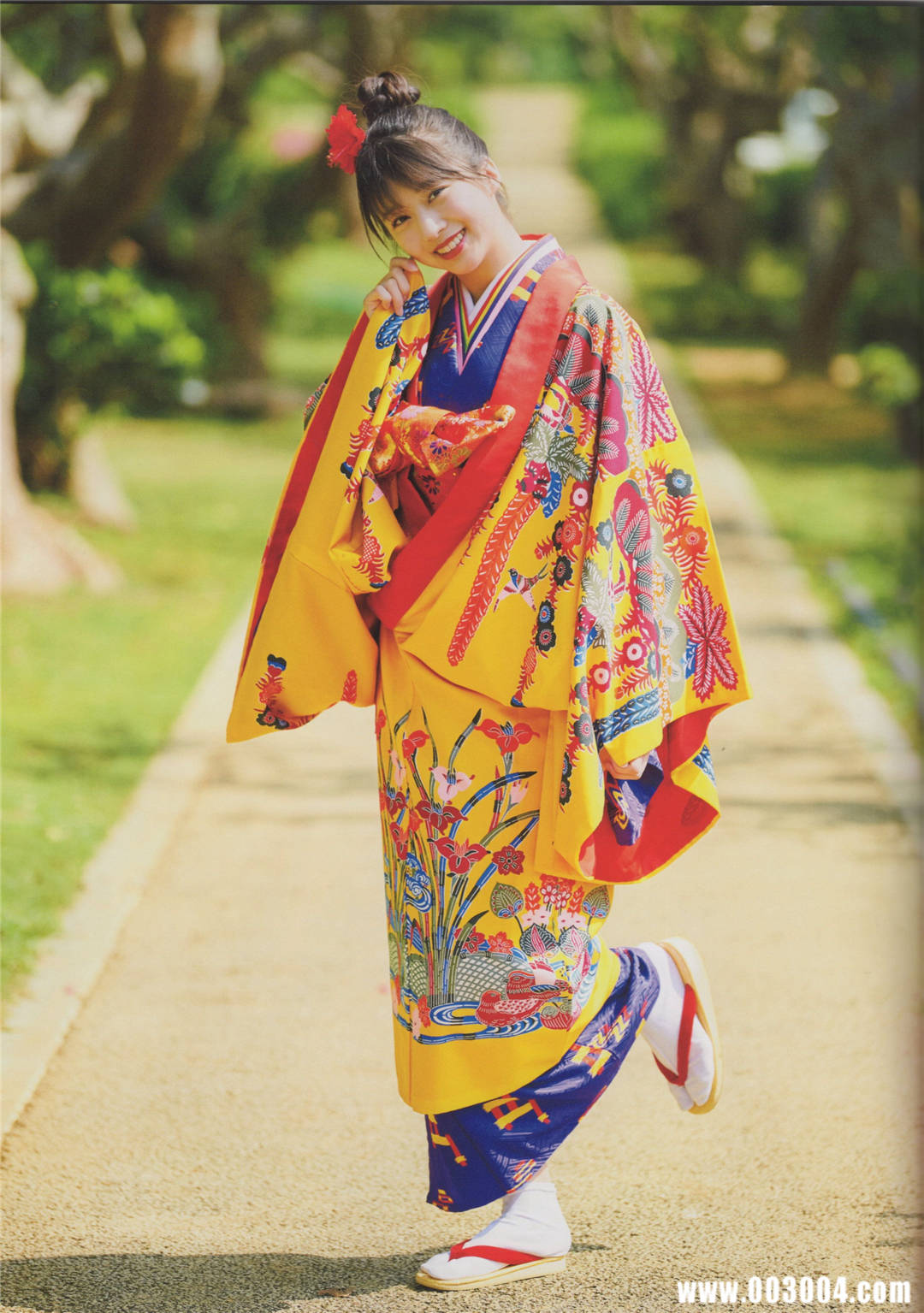 拥有天使般笑容 | 牧野真莉爱写真集《Summer Days》高清全本