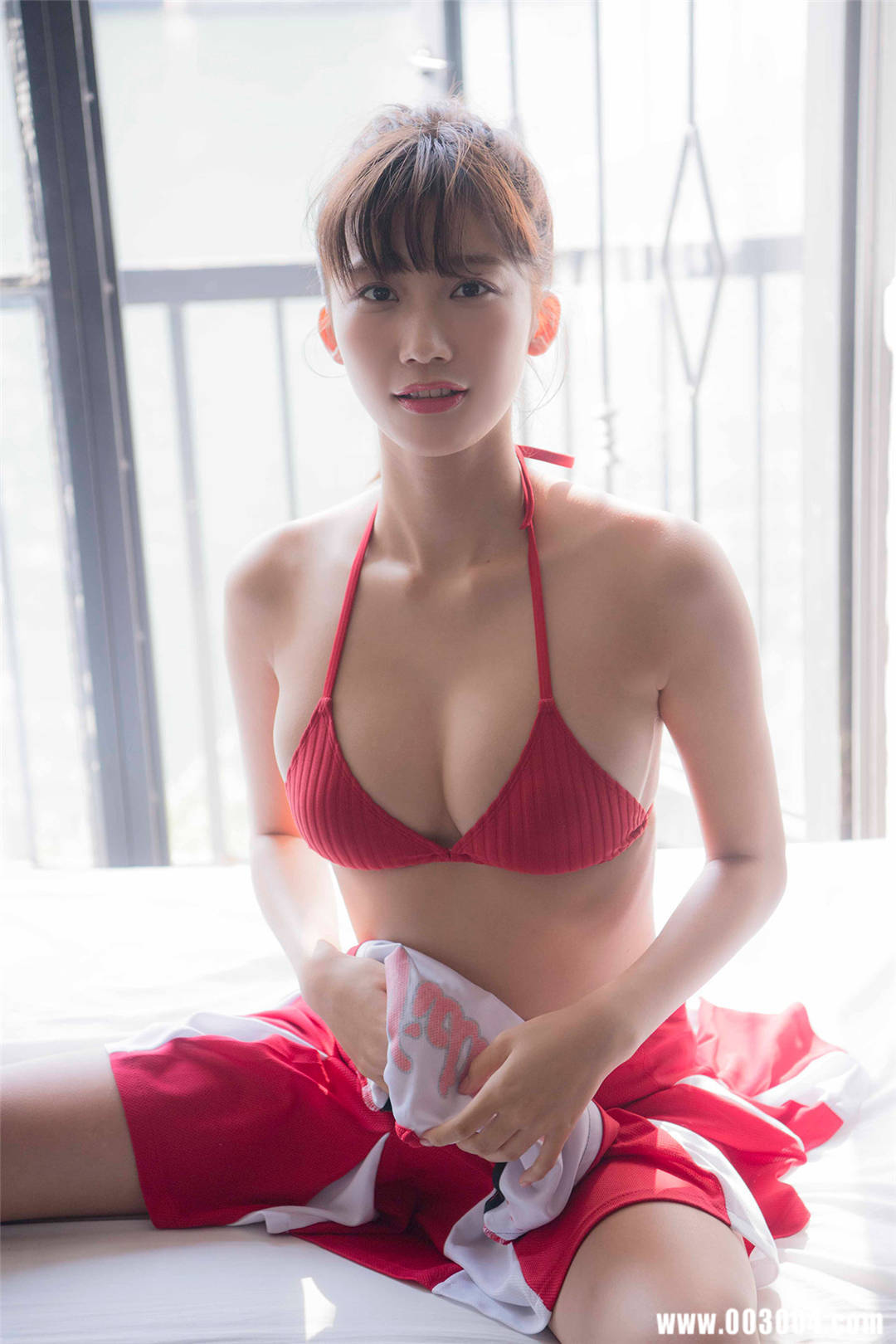 小仓优香写真集《变身エロティクス》高清全本