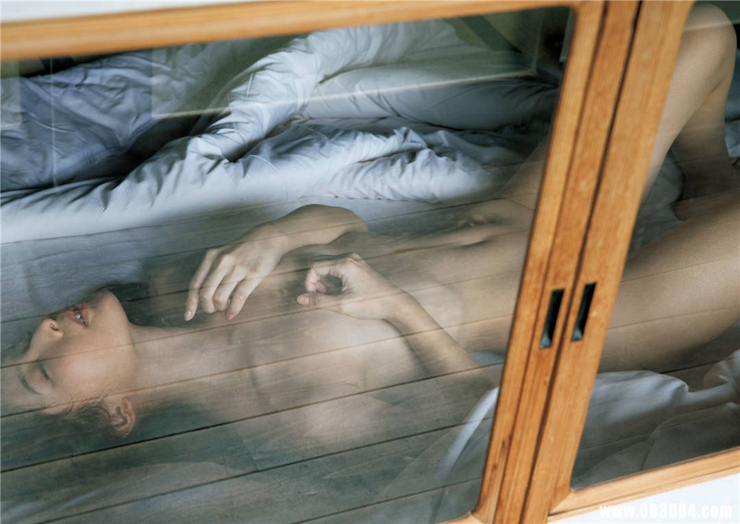 川崎绫1st写真集『触れてくれますか』高清全本