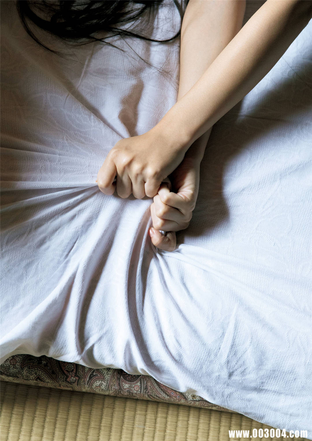 川崎绫1st写真集『触れてくれますか』高清全本