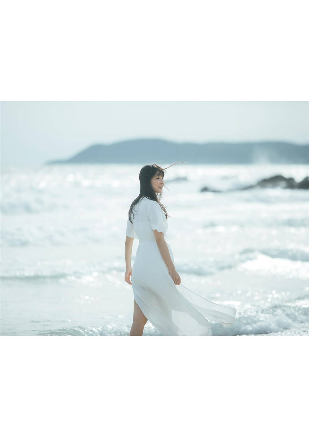 水蛇腰女神 | 川崎绫写真集《AYA TRIP》