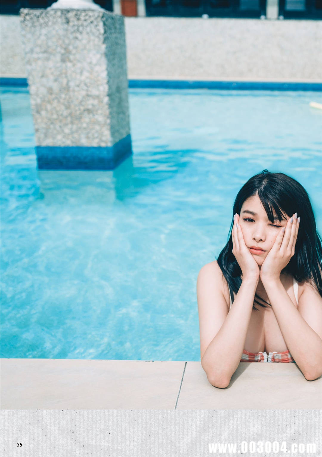 马场富美加首部旅行书《马场ふみか ばばたび》：沉浸在树熊的拥抱中！