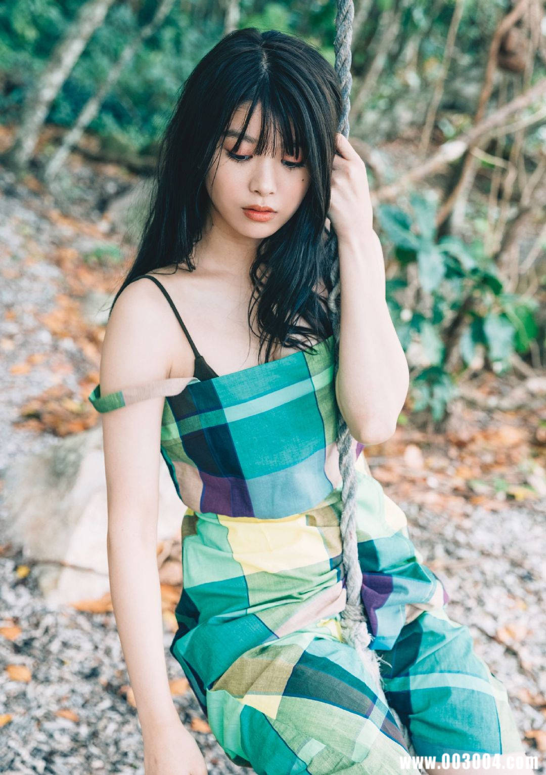 马场富美加首部旅行书《马场ふみか ばばたび》：沉浸在树熊的拥抱中！