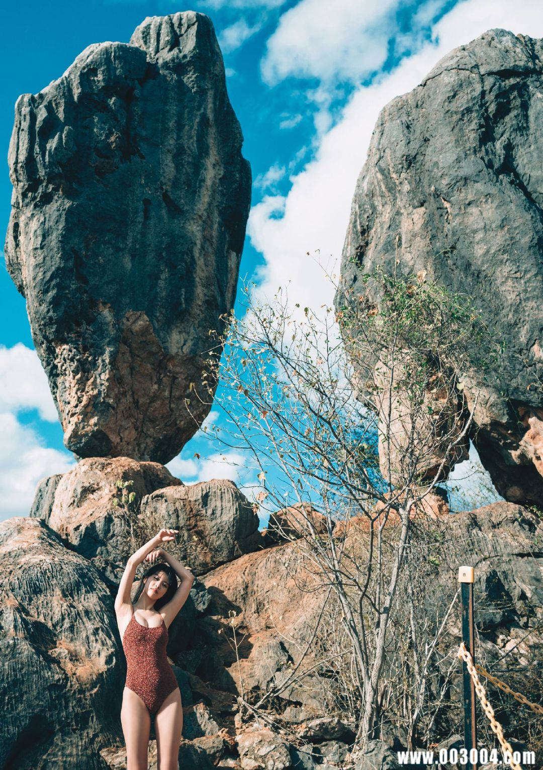 马场富美加首部旅行书《马场ふみか ばばたび》：沉浸在树熊的拥抱中！