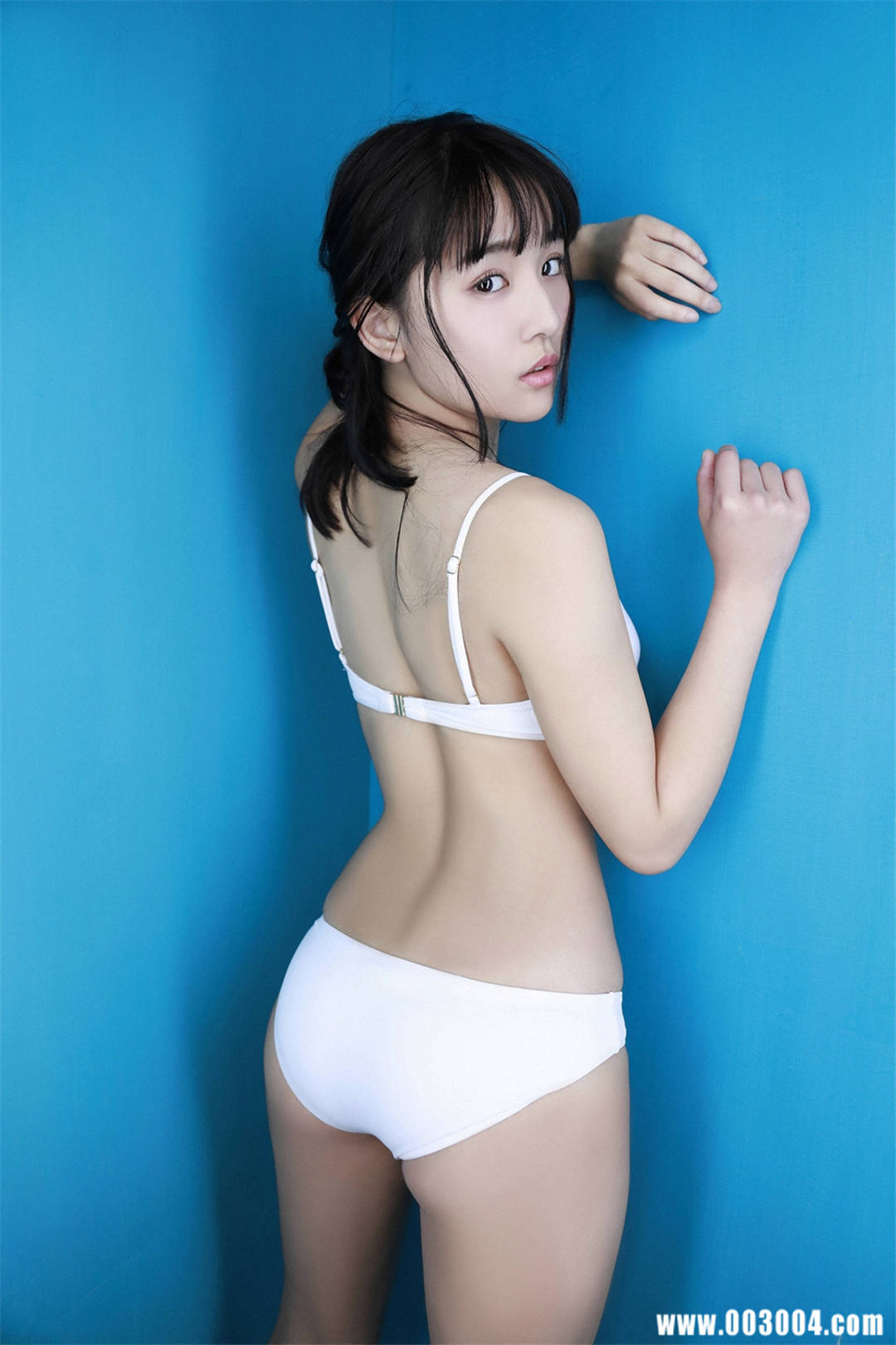 浅川梨奈写真集《HOT SHOT!「ビッグコミックスピリッツ グラビアセレクション」》高清全本
