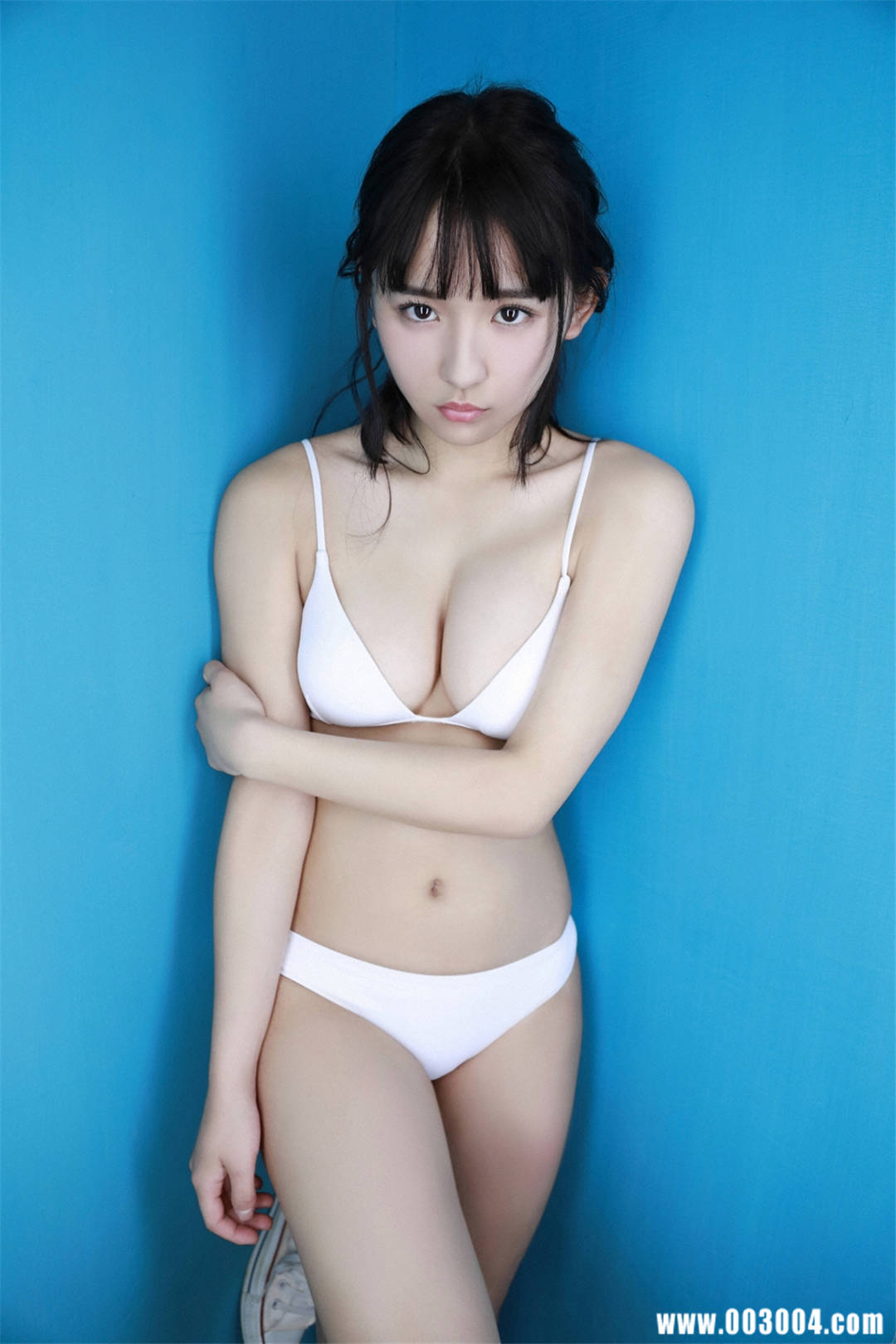 浅川梨奈写真集《HOT SHOT!「ビッグコミックスピリッツ グラビアセレクション」》高清全本