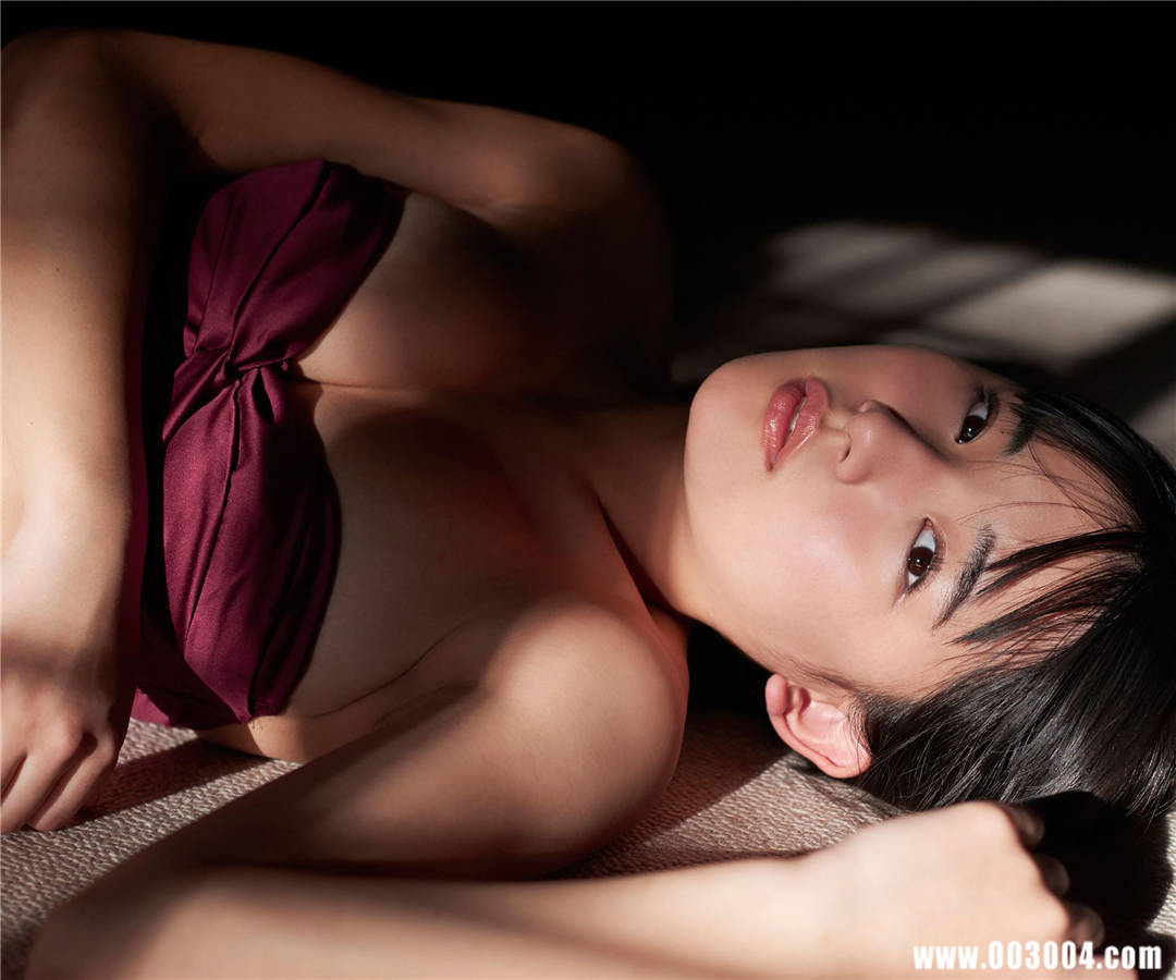 浅川梨奈写真集《忘れられない冬に》高清全本