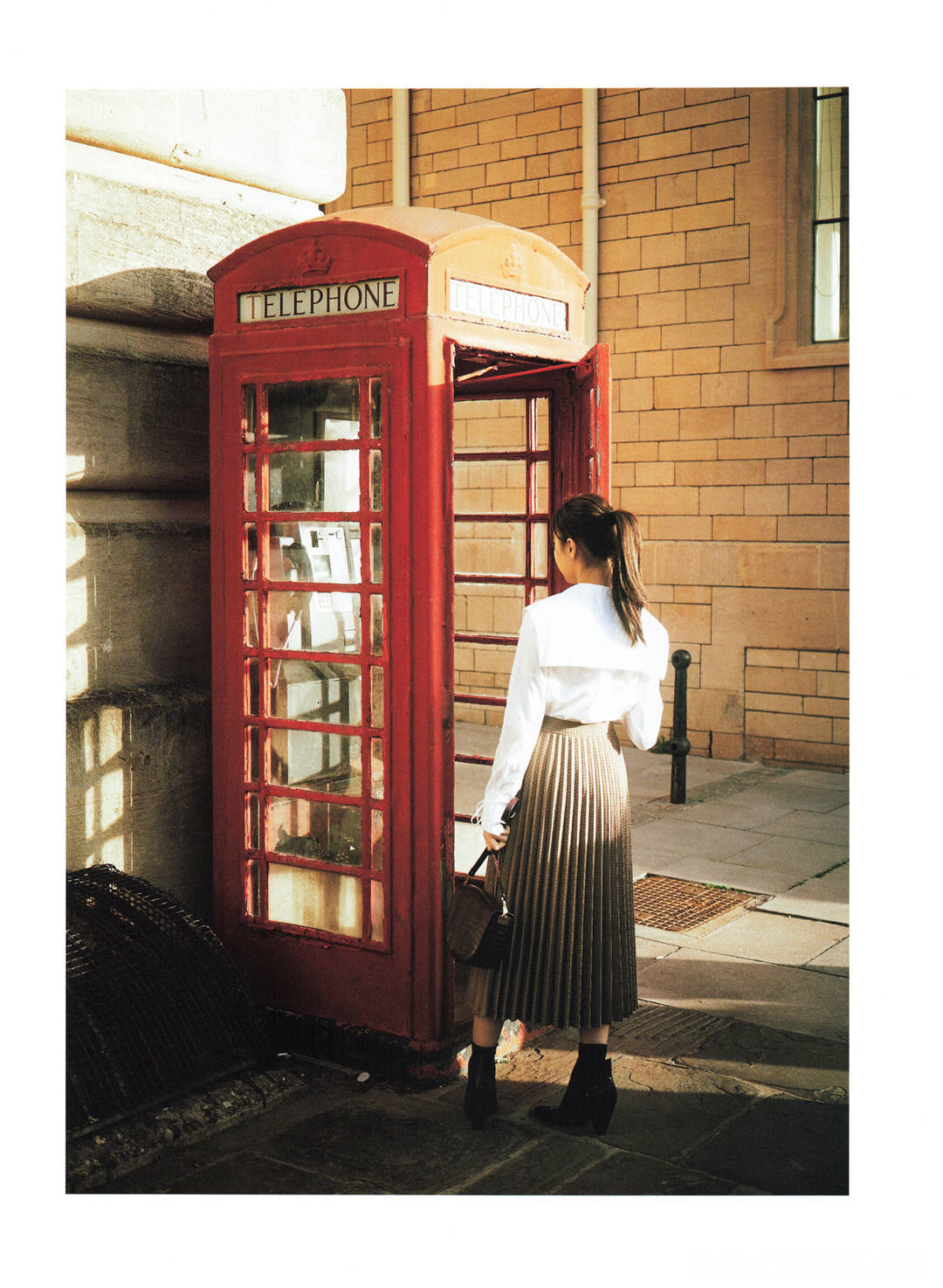 欅坂46 | 小林由依1st写真集《感情の構図》高清全本