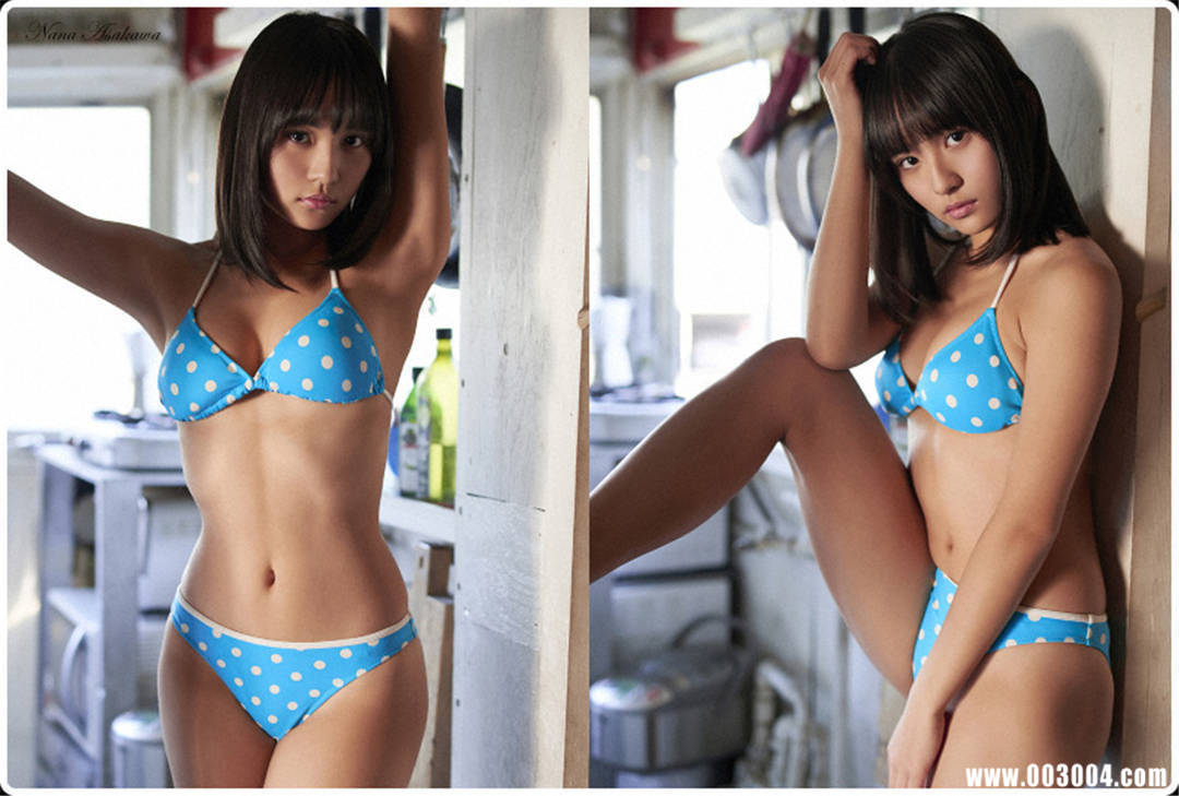 浅川梨奈写真集《スペシャルコンテンツ 目が合ったらもう離れられない》高清全本