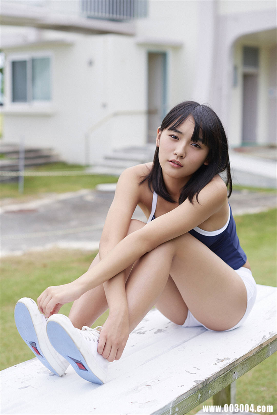 浅川梨奈写真集《スペシャルコンテンツ 目が合ったらもう離れられない》高清全本