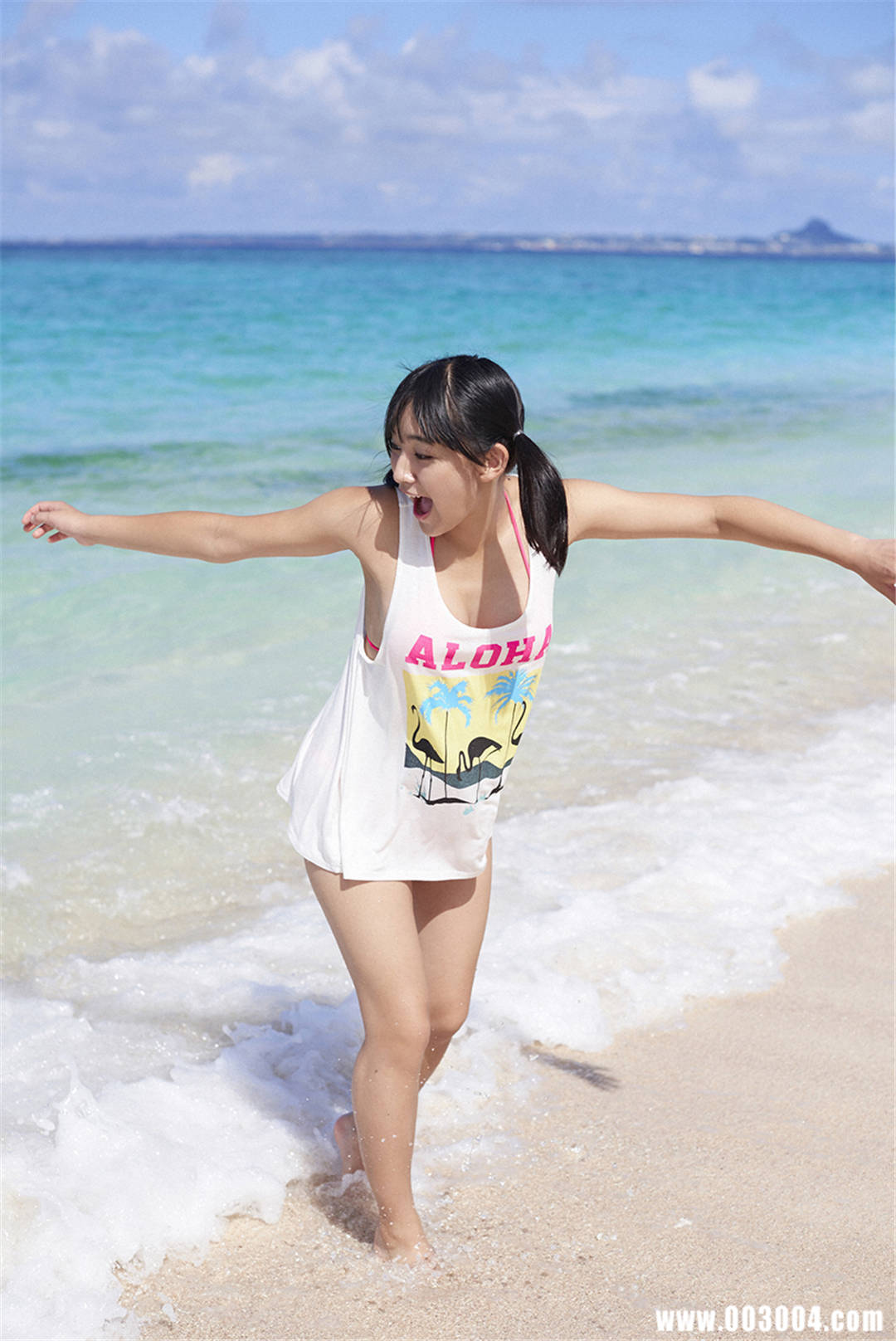 浅川梨奈写真集《スペシャルコンテンツ 目が合ったらもう離れられない》高清全本