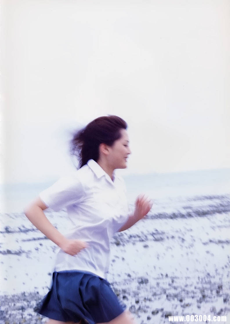 绫濑遥写真集《ひと夏…。》高清全本