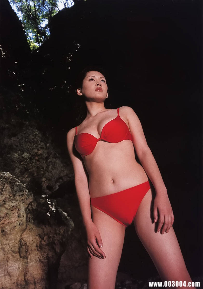 绫濑遥写真集《ひと夏…。》高清全本