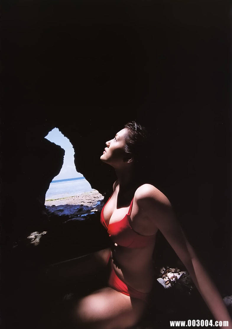 绫濑遥写真集《ひと夏…。》高清全本