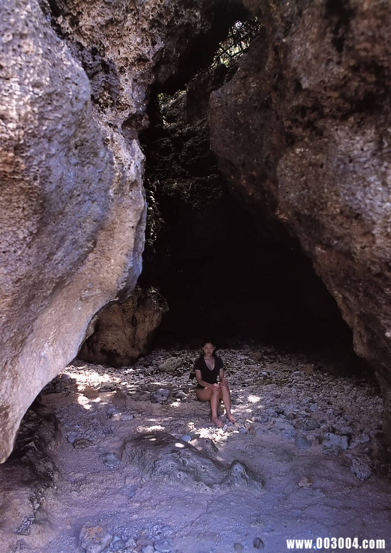 绫濑遥写真集《ひと夏…。》高清全本