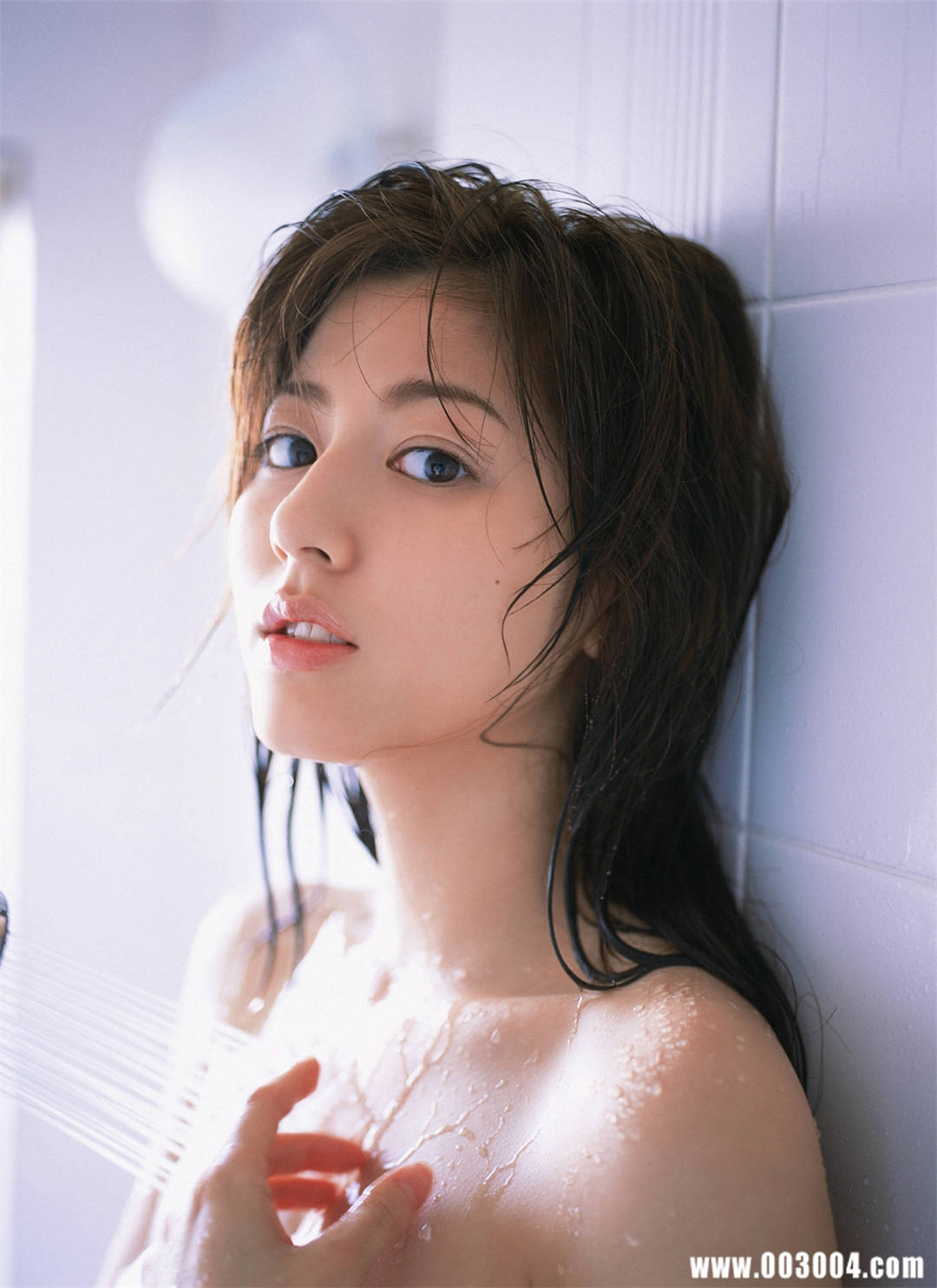 杉本有美写真集《压倒的美少女》高清全本