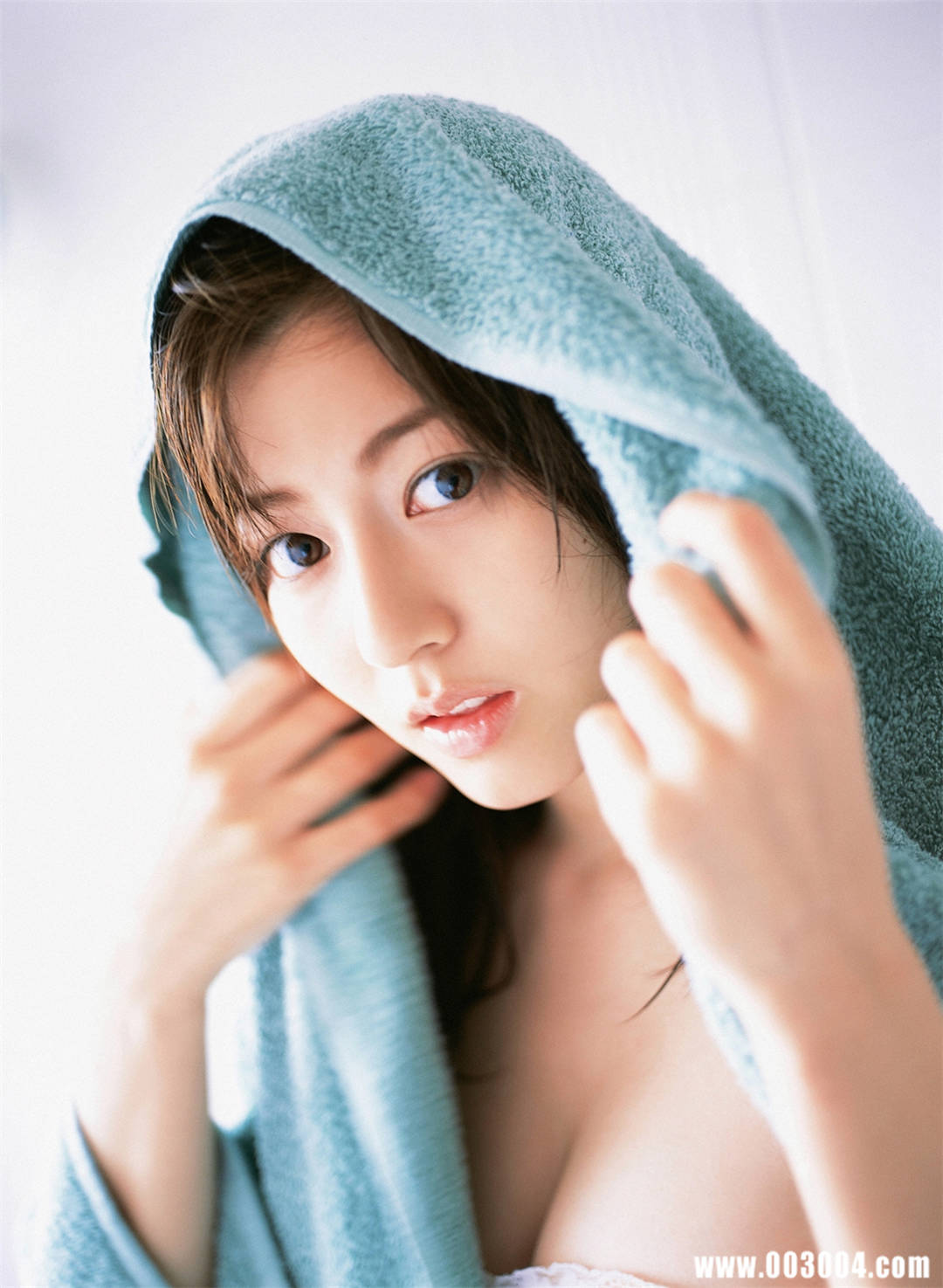 杉本有美写真集《压倒的美少女》高清全本