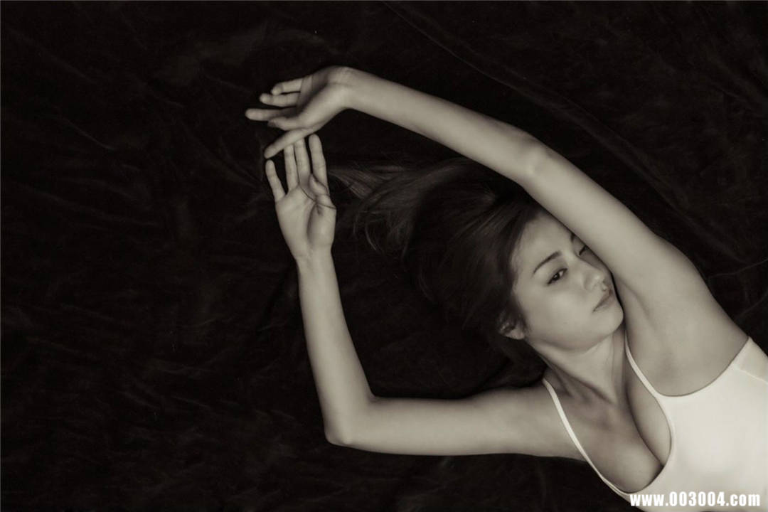 杉本有美写真集《baby don't cry》高清全本