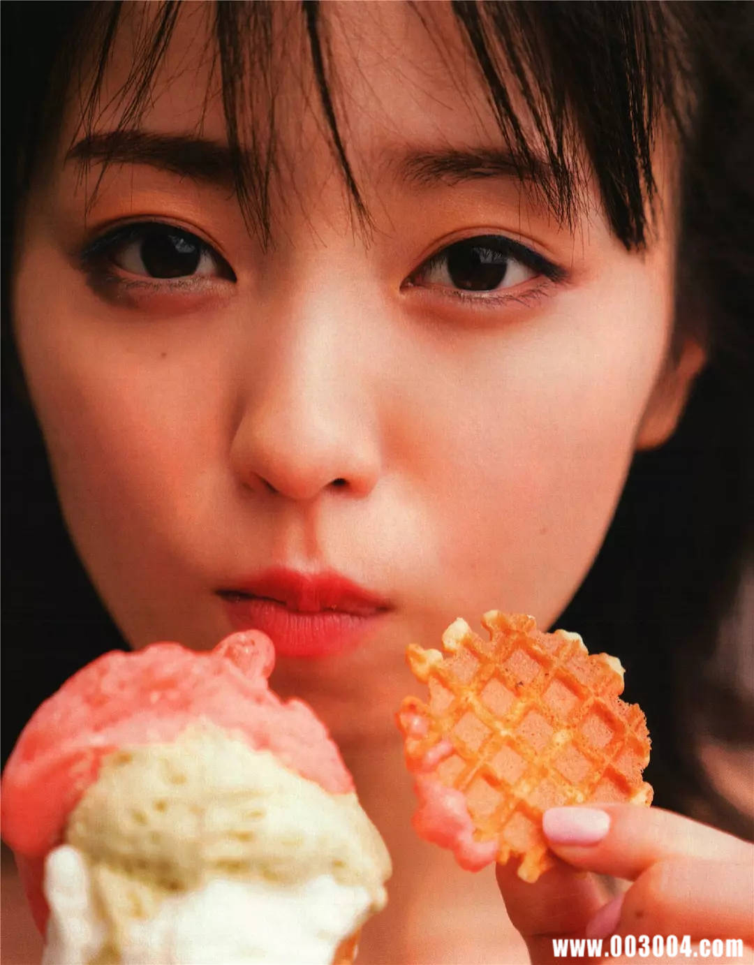 迷之自信の女孩 | 今泉佑唯写真集《誰も知らない私》高清全本