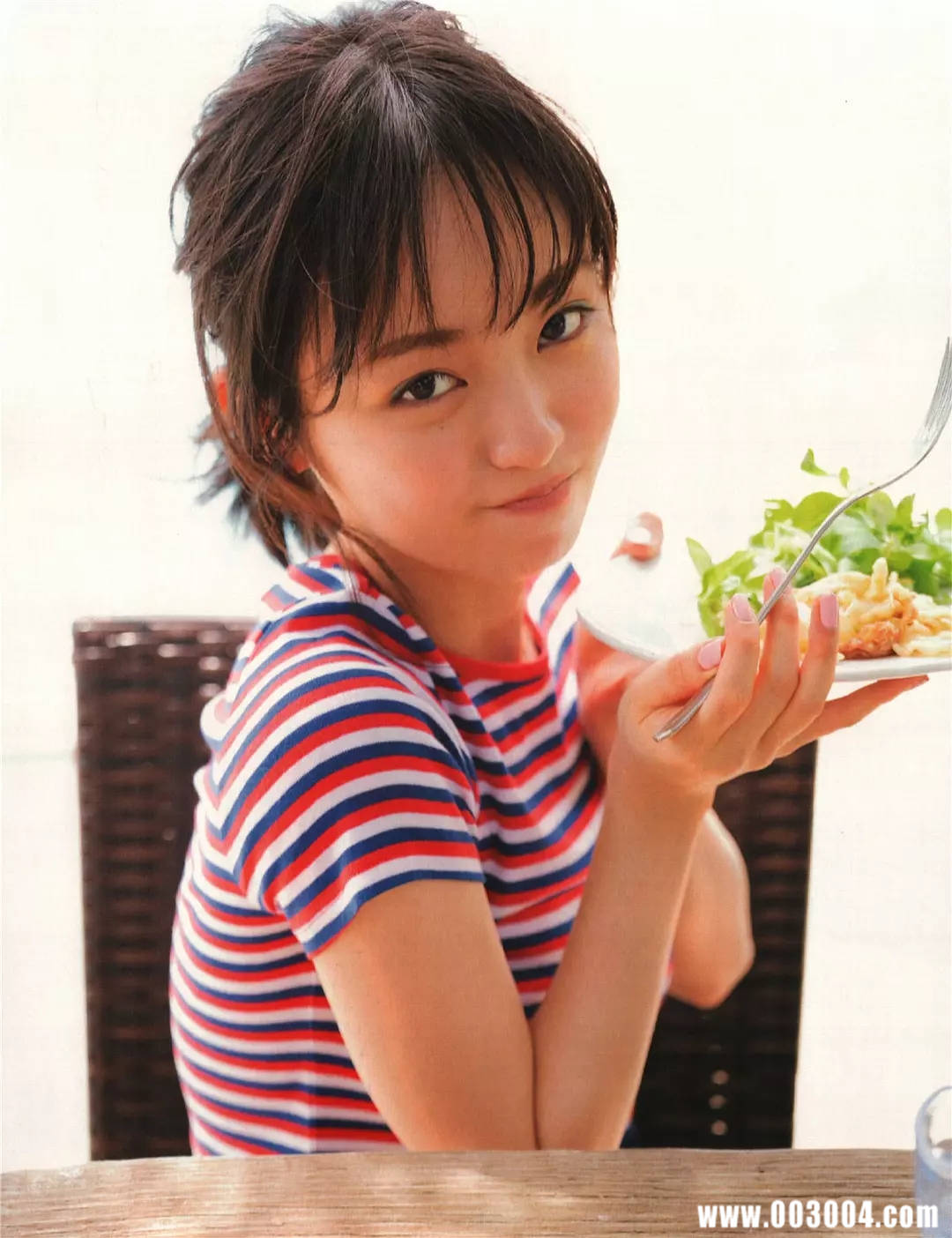 迷之自信の女孩 | 今泉佑唯写真集《誰も知らない私》高清全本