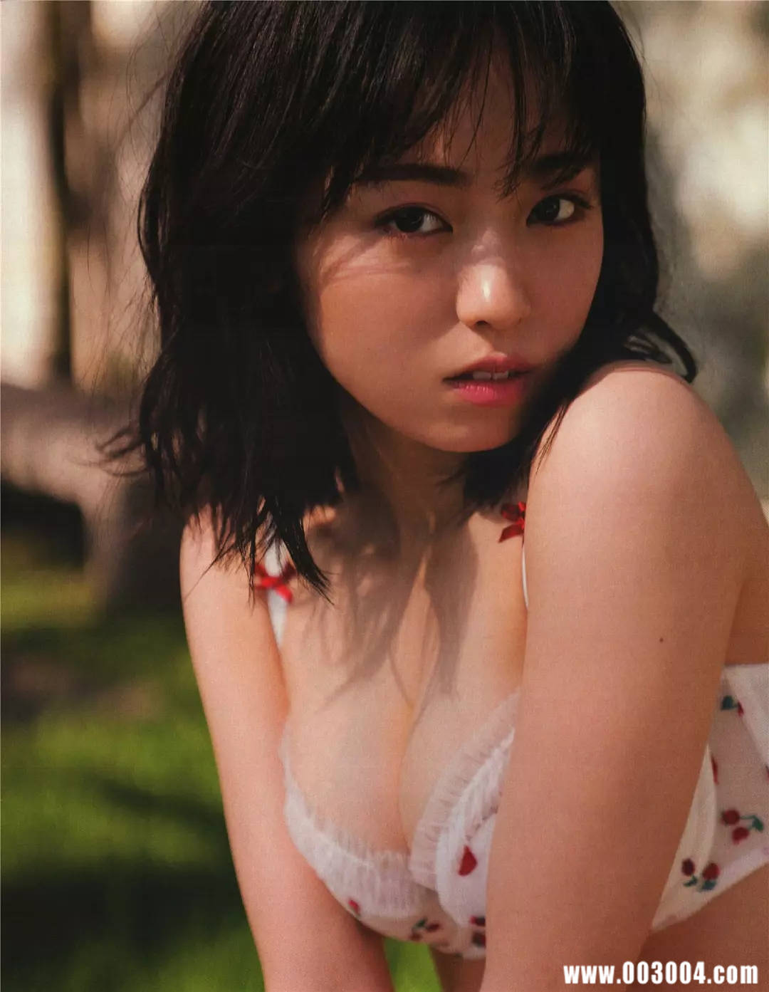 迷之自信の女孩 | 今泉佑唯写真集《誰も知らない私》高清全本