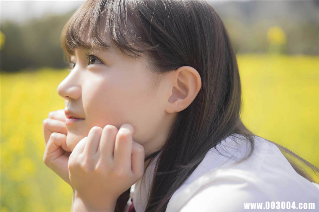 尾崎由香写真集《 ぼくは ただ きみと···》高清全本