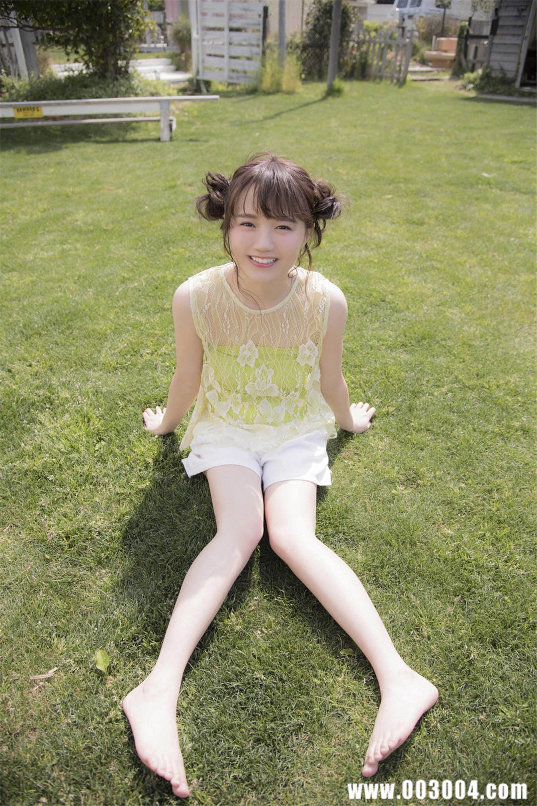 尾崎由香写真集《 ぼくは ただ きみと···》高清全本