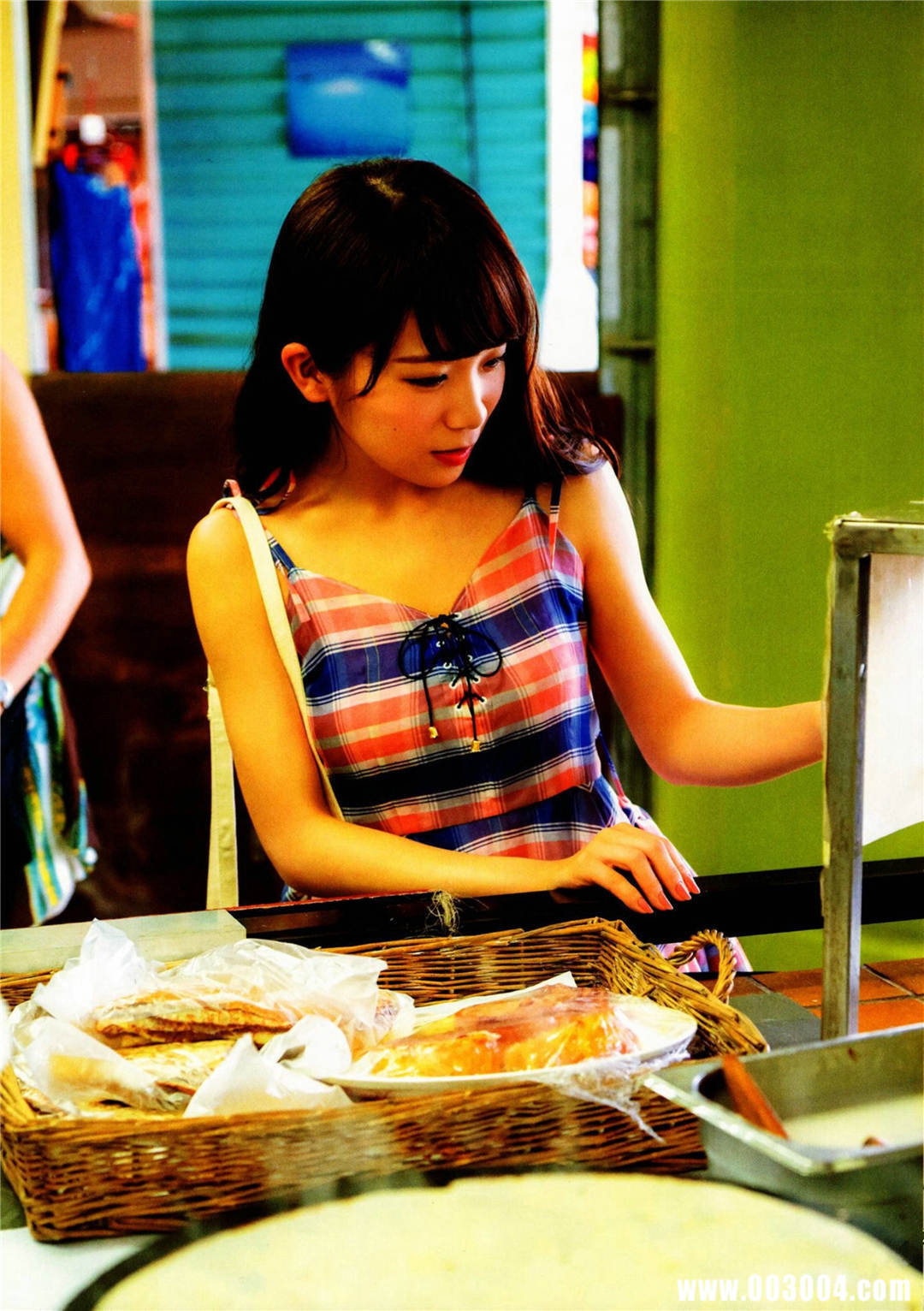 秋元真夏1ST写真集《真夏の気圧配置》高清全本