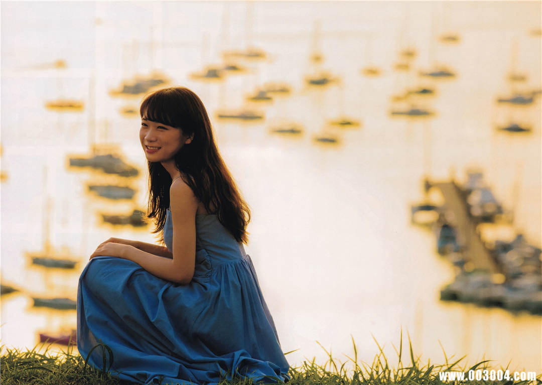 秋元真夏1ST写真集《真夏の気圧配置》高清全本