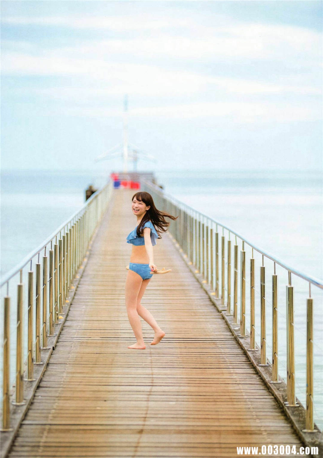 秋元真夏1ST写真集《真夏の気圧配置》高清全本