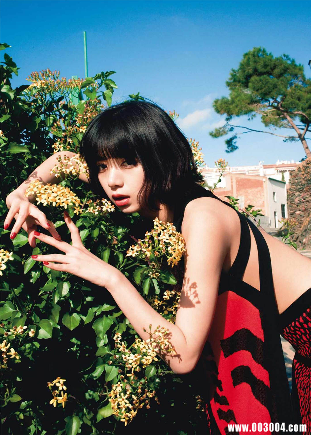 池田依来沙1ST写真集《Pinturita》高清全本