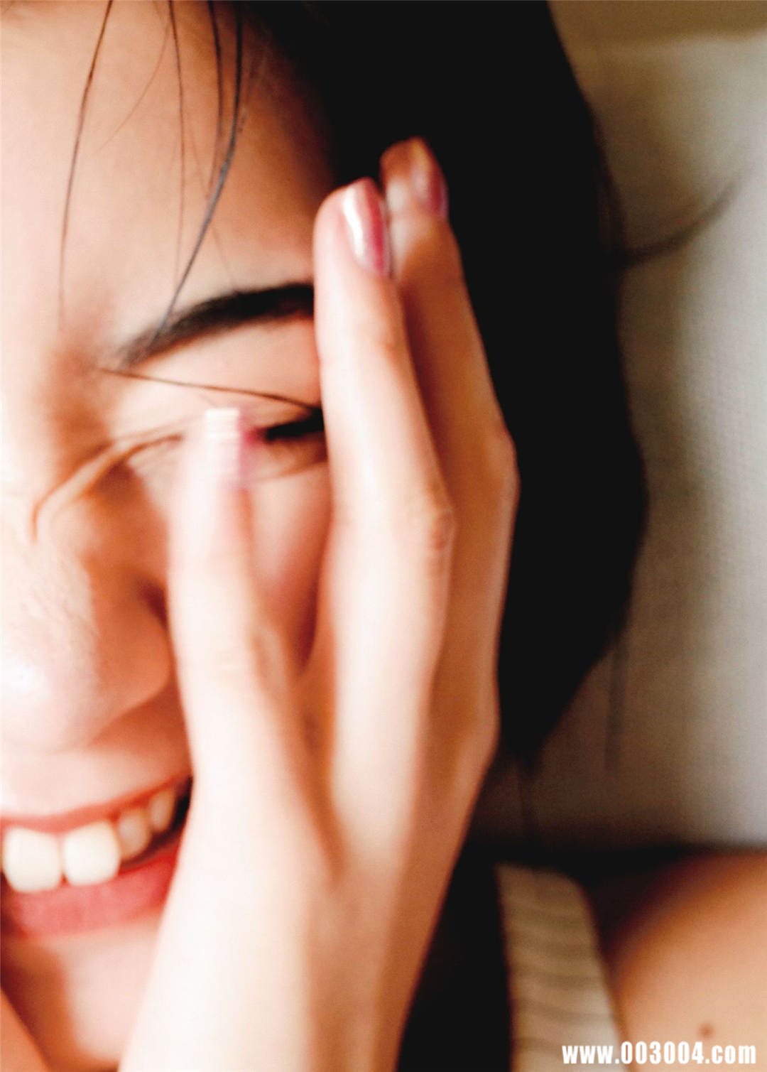 池田依来沙1ST写真集《Pinturita》高清全本