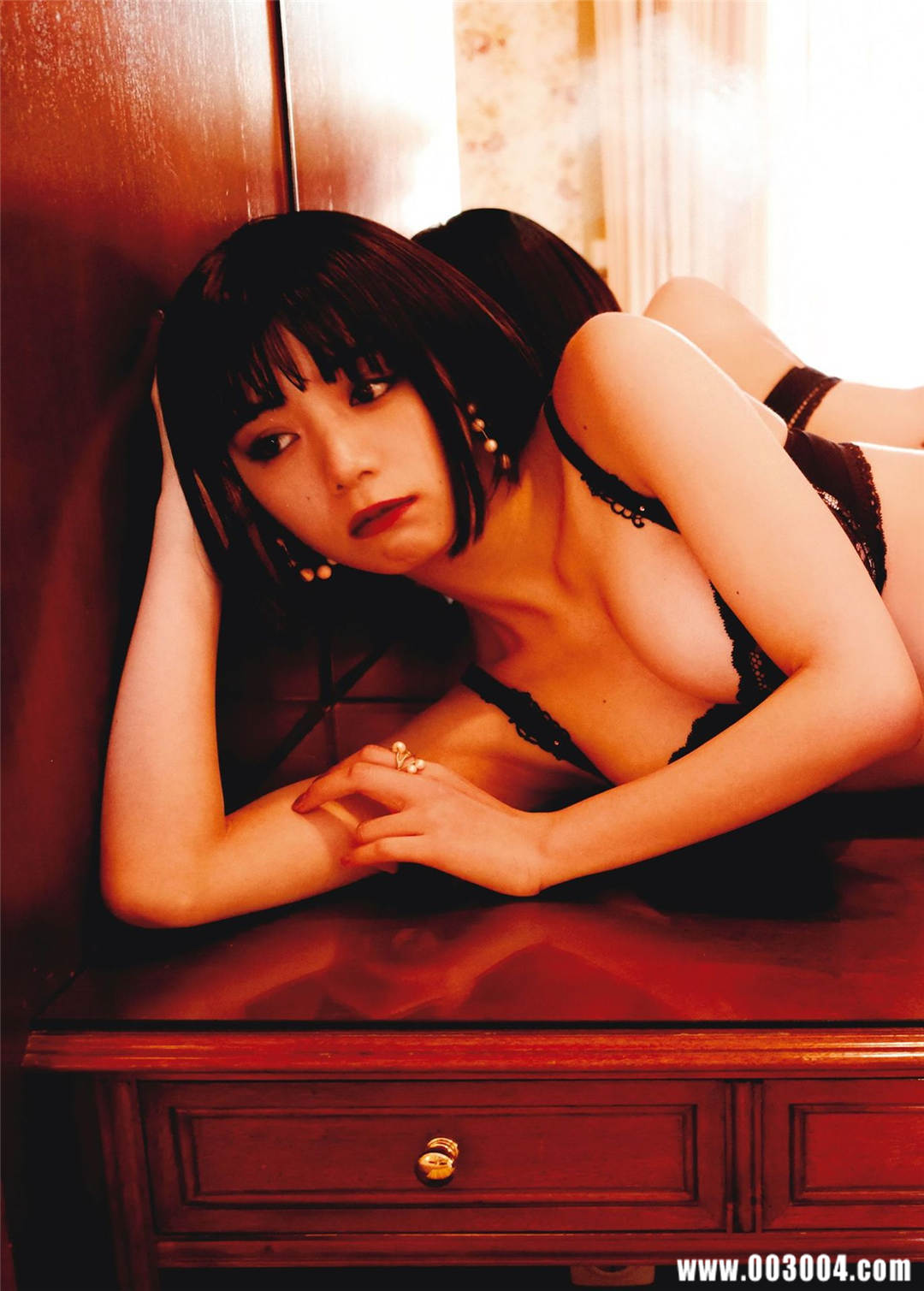 池田依来沙1ST写真集《Pinturita》高清全本