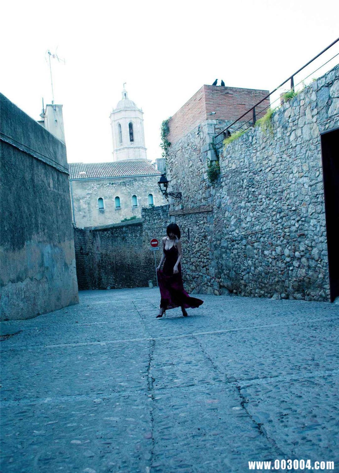 池田依来沙1ST写真集《Pinturita》高清全本