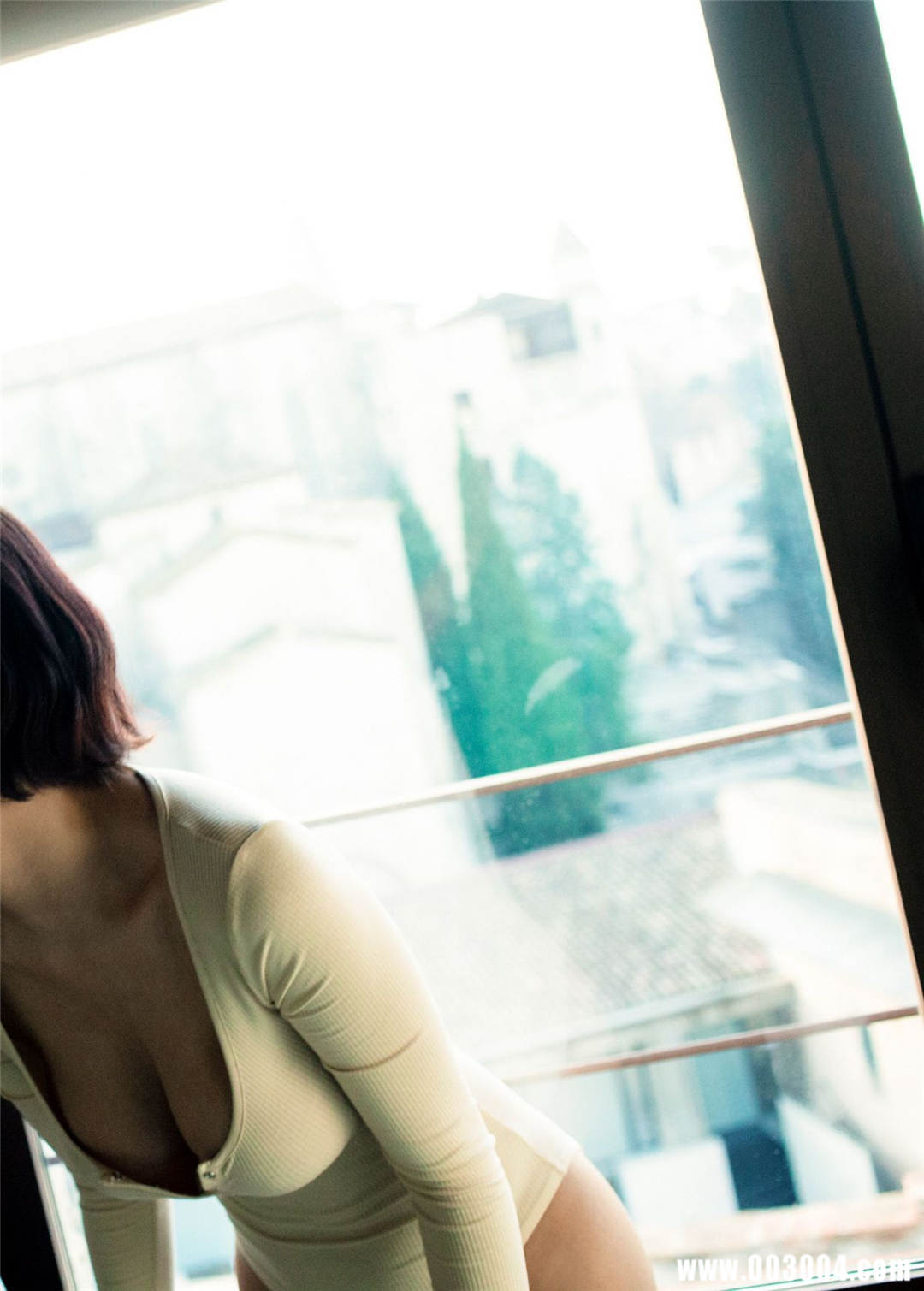 池田依来沙1ST写真集《Pinturita》高清全本