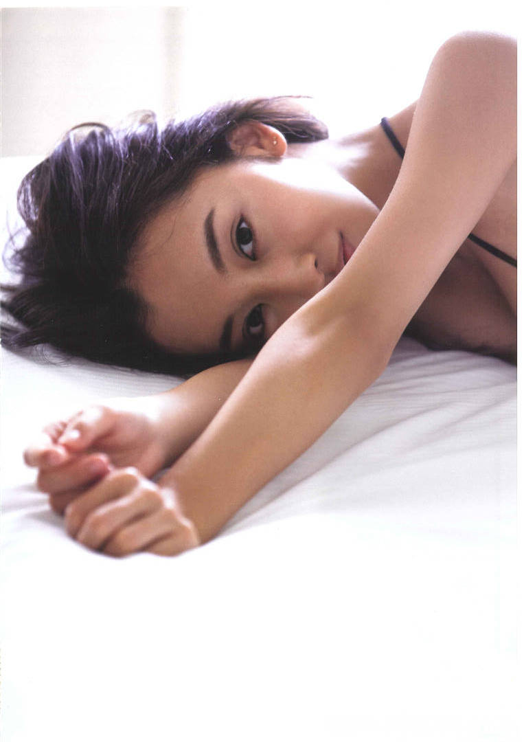 板野友美写真集《release》高清全本