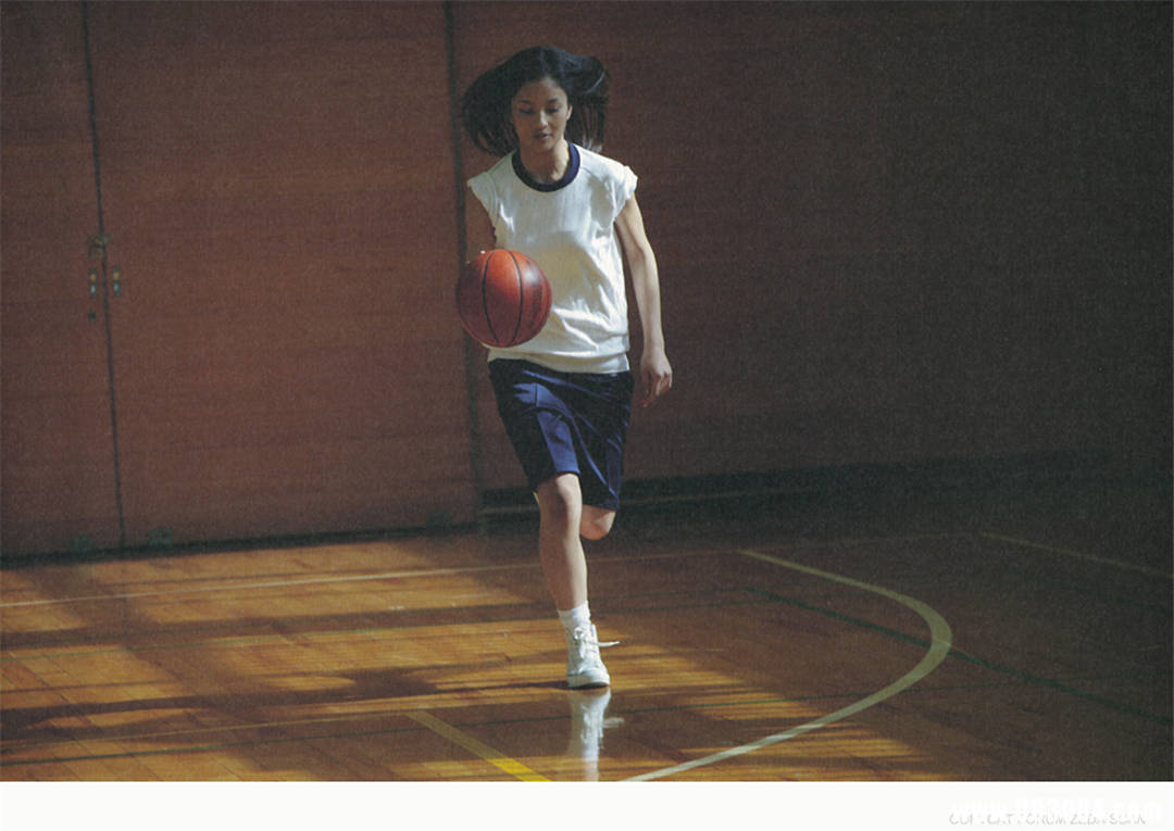 堀北真希、黑木明纱百合写真集《missmatch》高清全本